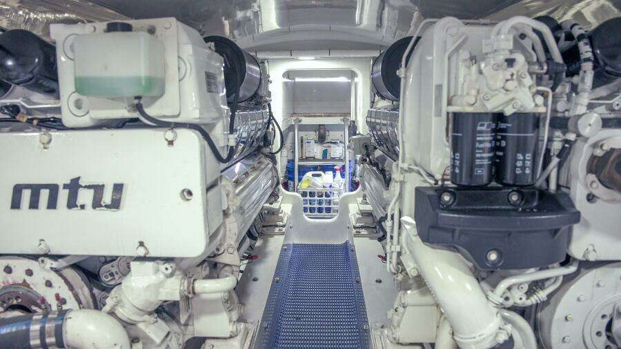 1991 Monterey 65 Convertible Emma Ruth