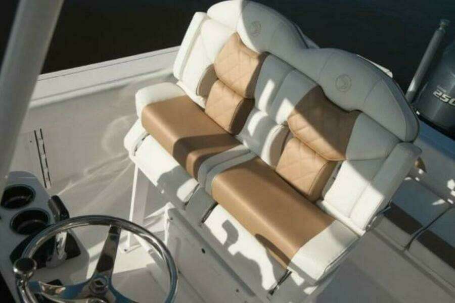 2025 Edgewater 230CC