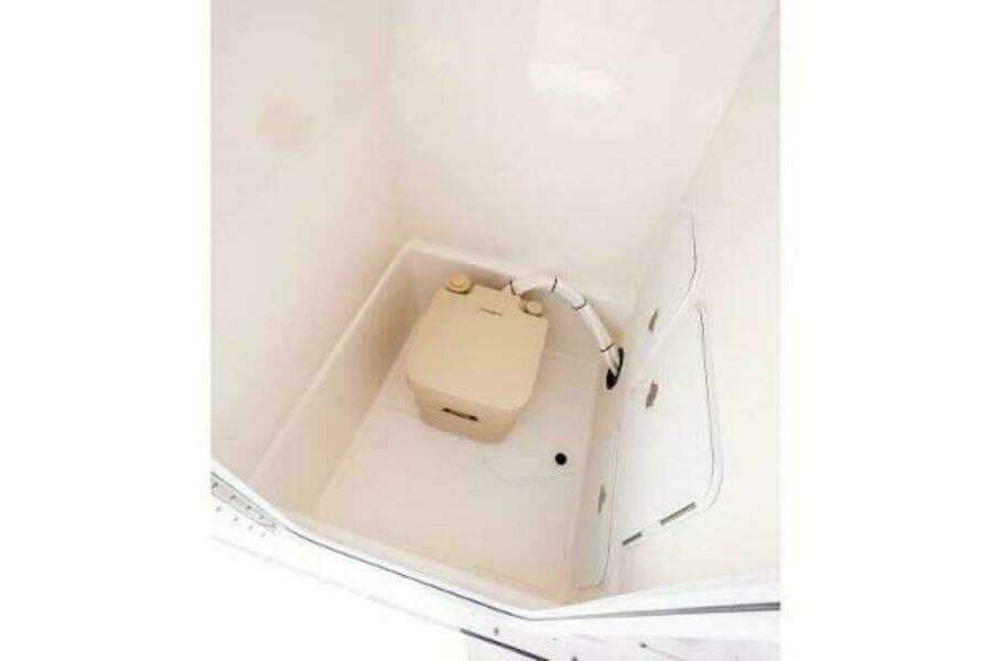 2025 Edgewater 245CC