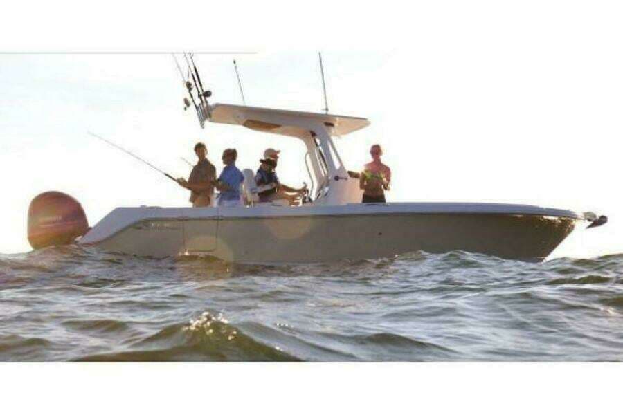 2025 Edgewater 262CC