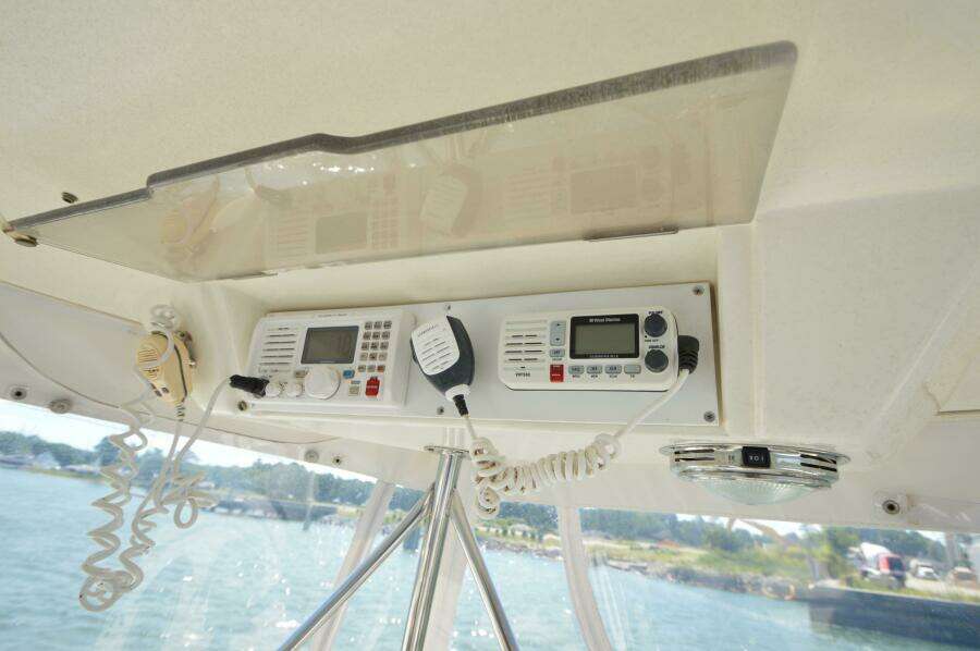 1995 Ocean 48 Cockpit Motor Yacht