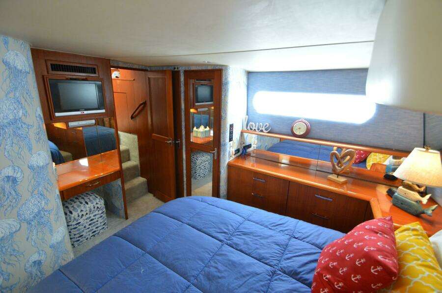 1995 Ocean 48 Cockpit Motor Yacht