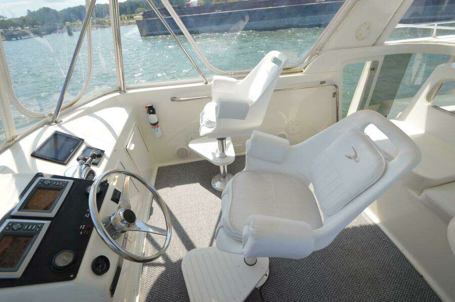 1995 Ocean 48 Cockpit Motor Yacht