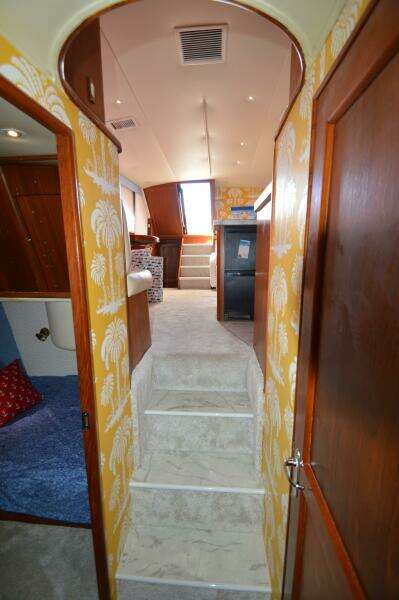 1995 Ocean 48 Cockpit Motor Yacht