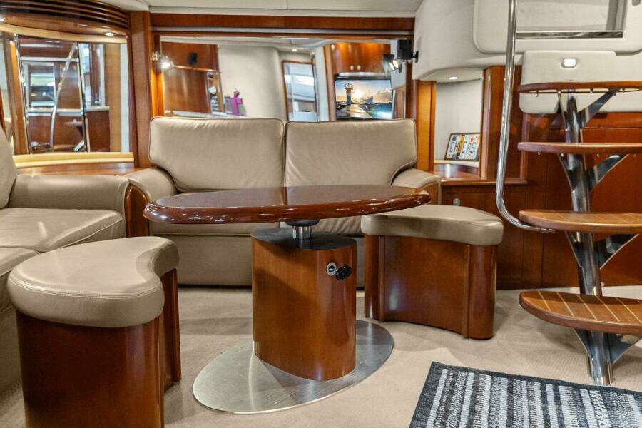 2005 Sea Ray 500 Sundancer