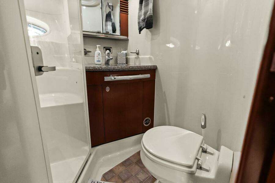 2005 Sea Ray 500 Sundancer