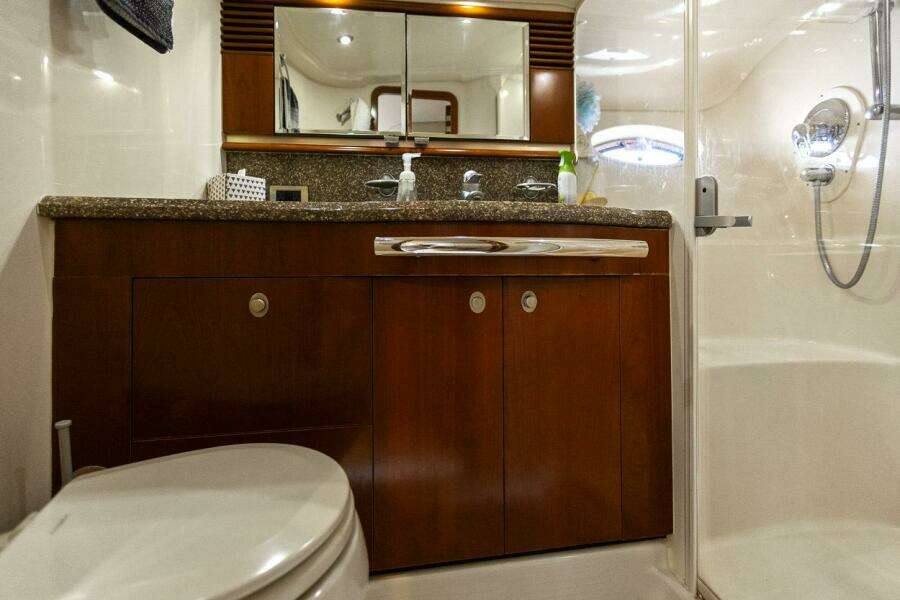 2005 Sea Ray 500 Sundancer