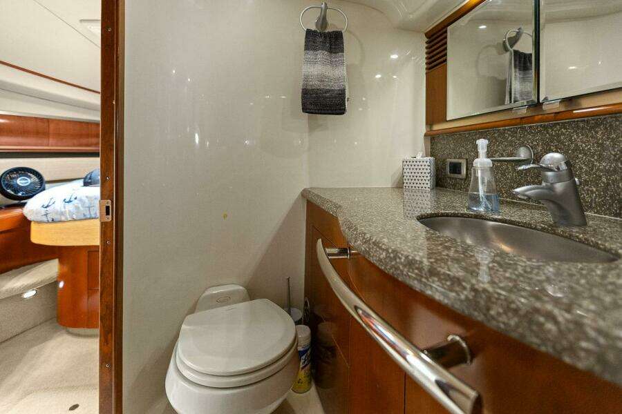 2005 Sea Ray 500 Sundancer