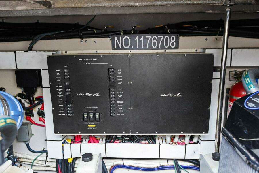 2005 Sea Ray 500 Sundancer