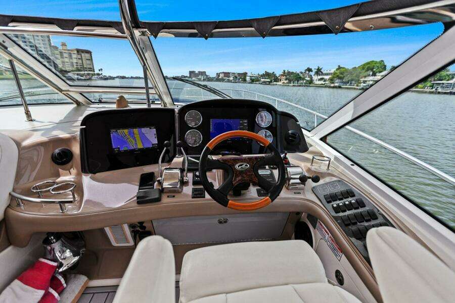 2005 Sea Ray 500 Sundancer