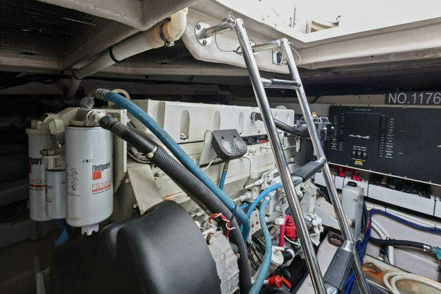 2005 Sea Ray 500 Sundancer