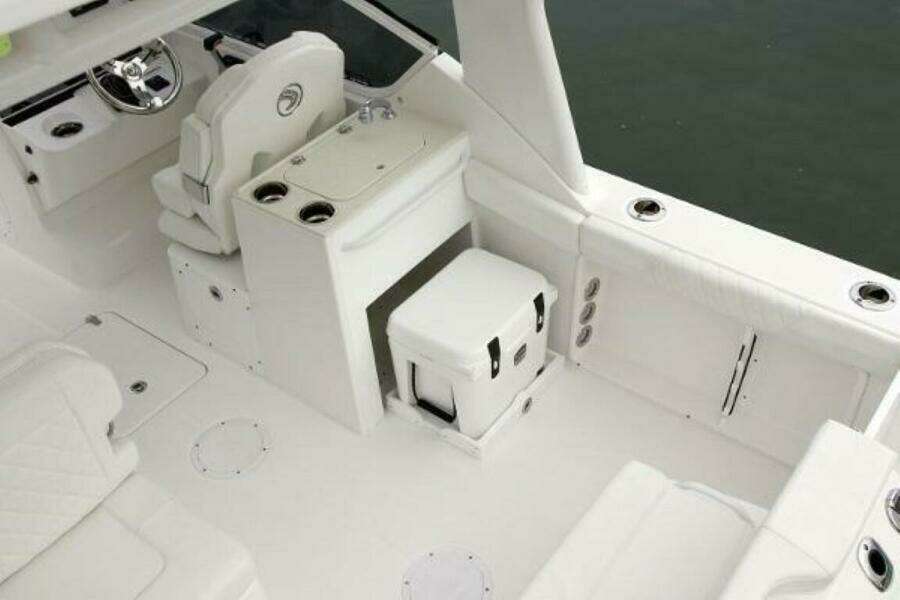 2025 Edgewater 230CX