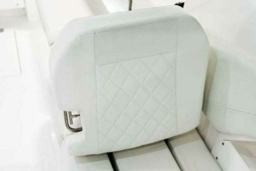 2025 Edgewater 262CX