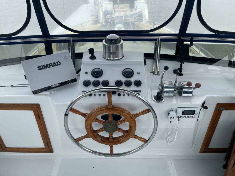 1985 DeFever 40 Offshore Cruiser