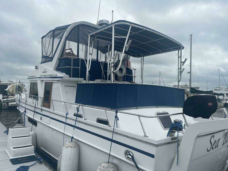 1985 DeFever 40 Offshore Cruiser