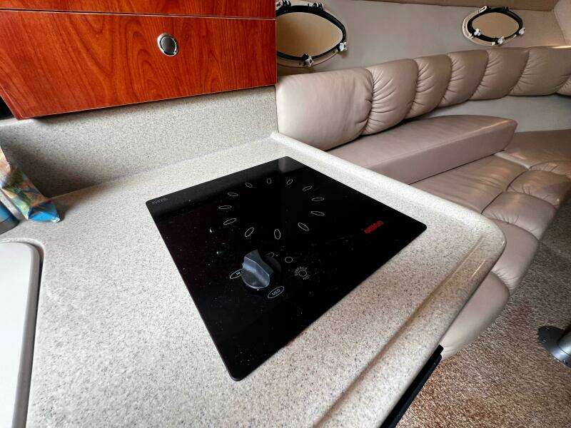 2007 Larson Cabrio 274