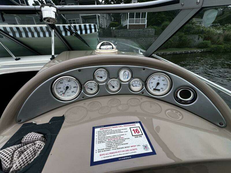 2007 Larson Cabrio 274