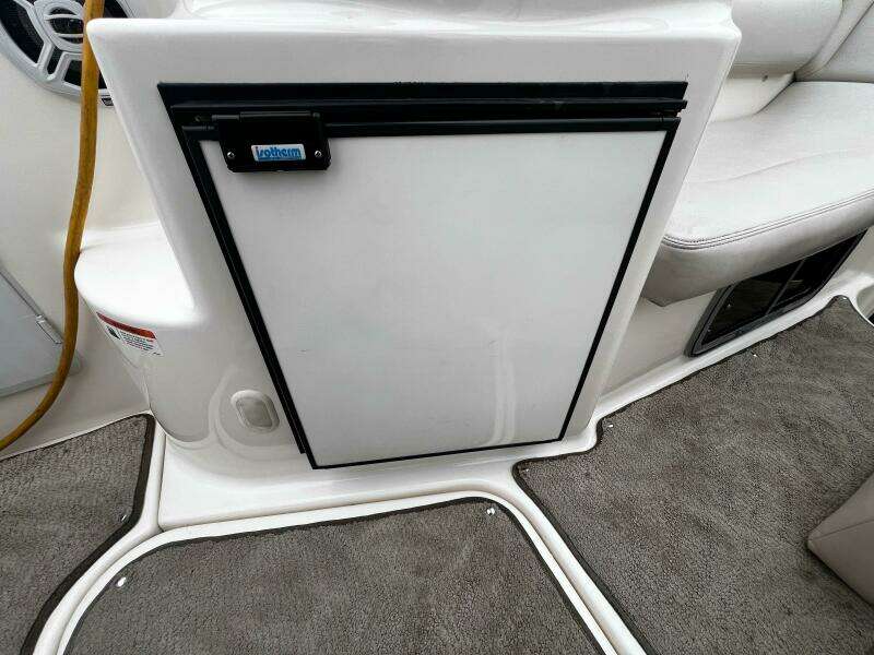 2007 Larson Cabrio 274