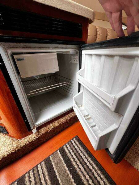 2007 Larson Cabrio 274