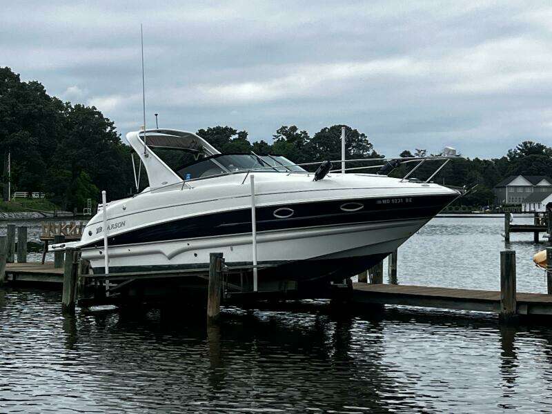 2007 Larson Cabrio 274