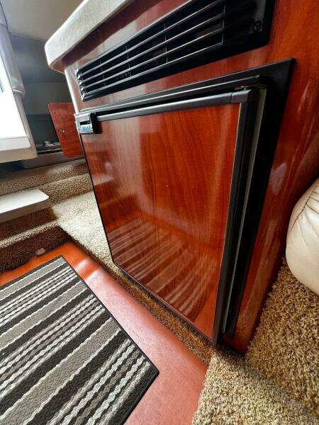 2007 Larson Cabrio 274