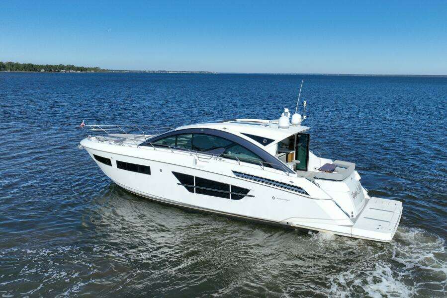 2020 Cruisers Yachts- HARPER BELL- 