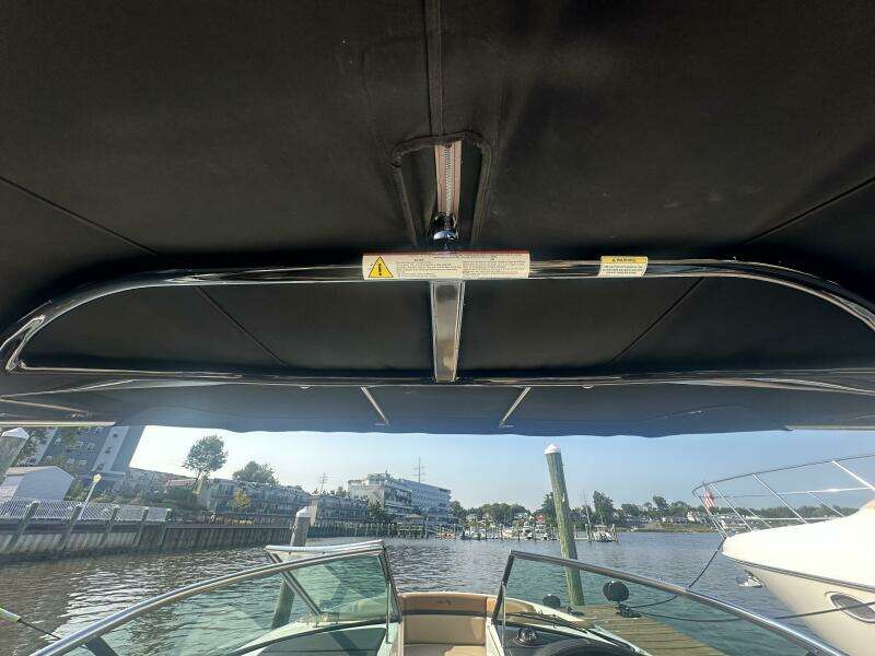 2014 Sea Ray 270 SLX