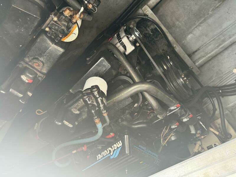 1995 Sea Ray Express Cruiser