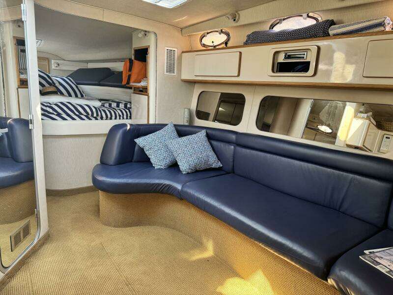 1995 Sea Ray Express Cruiser