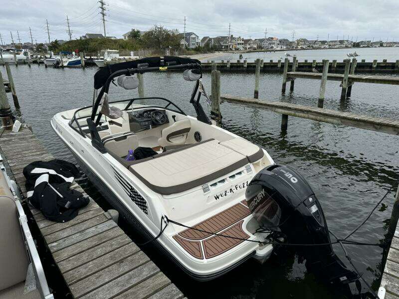 2018 Bayliner VR5 Bowrider OB