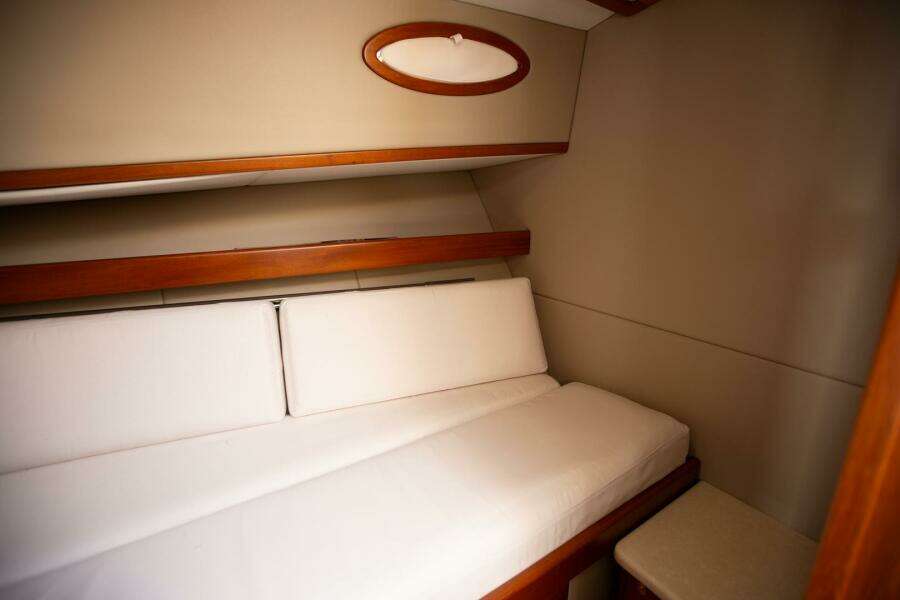 2017 Palm Beach Motor Yachts PB42