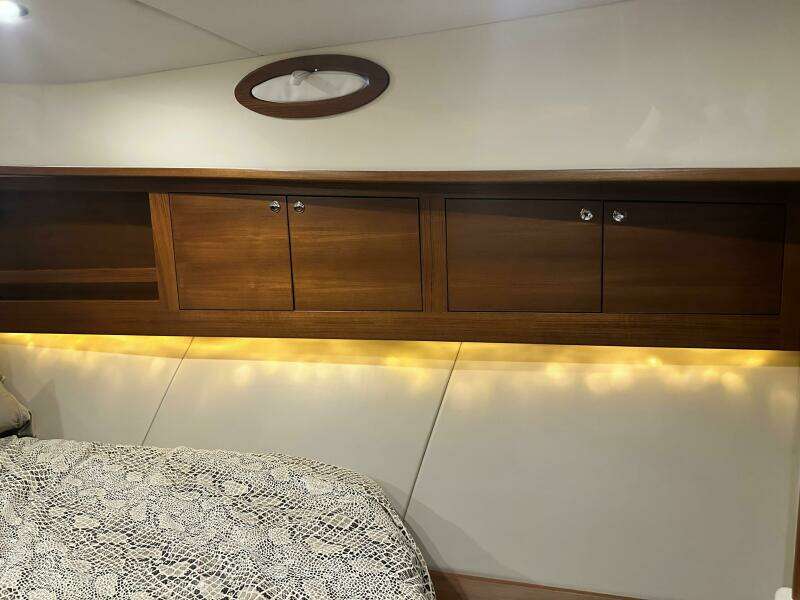 2017 Palm Beach Motor Yachts PB42