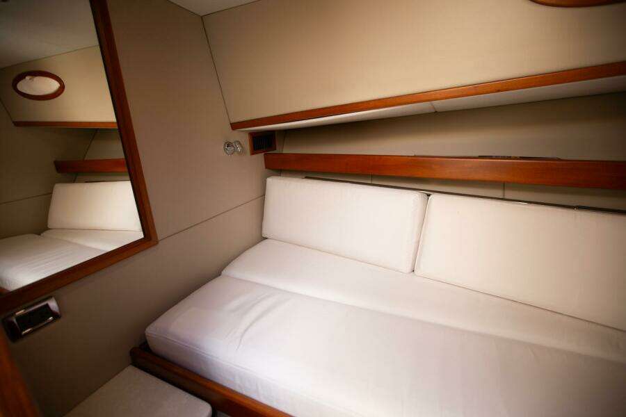 2017 Palm Beach Motor Yachts PB42