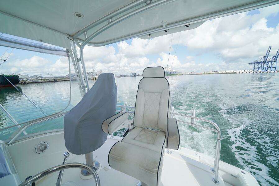 2007 Bertram 51 Convertible Smoker II