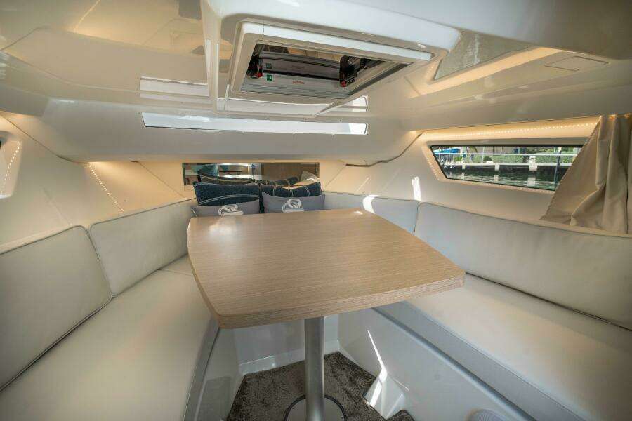 2024 Jeanneau Leader 9.0WA S2