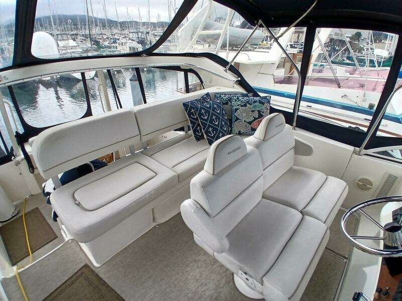 2006 Silverton 35 Motor Yacht