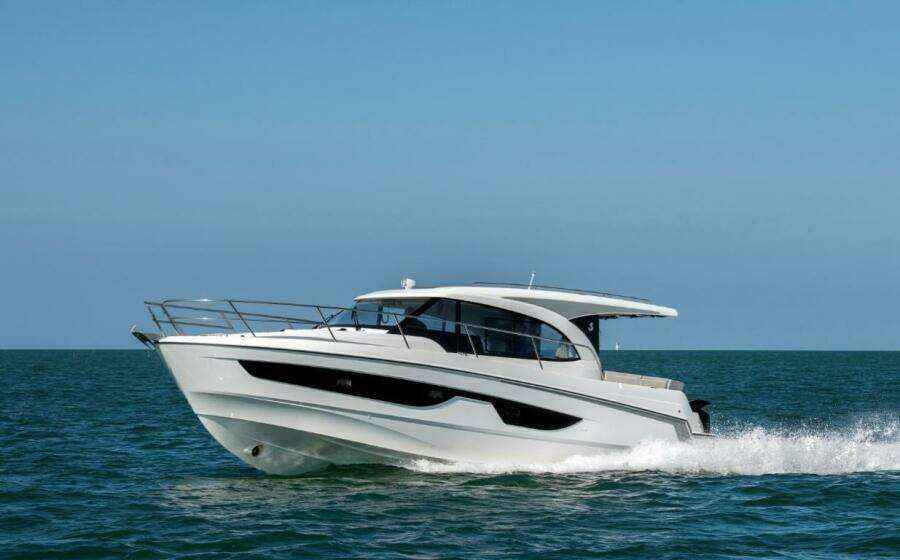2026 Beneteau Antares 11