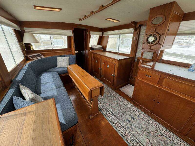 1989 Grand Banks 42 Motor Yacht