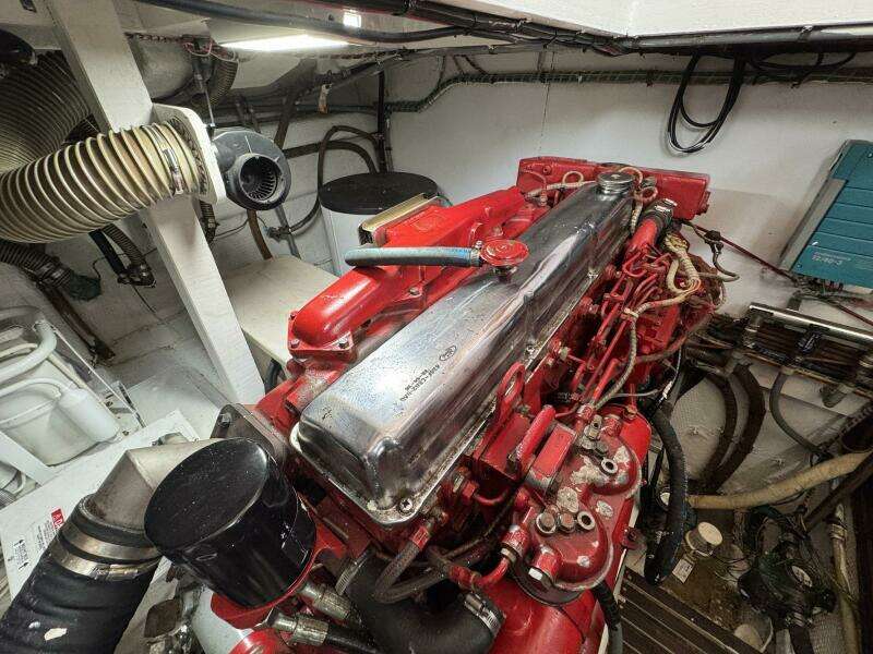 1989 Grand Banks 42 Motor Yacht