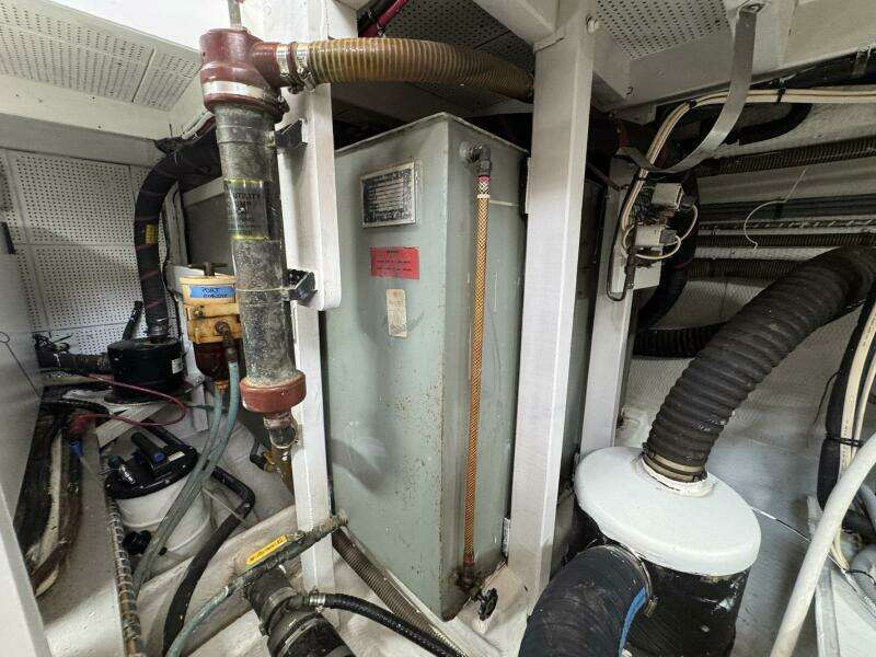 1989 Grand Banks 42 Motor Yacht