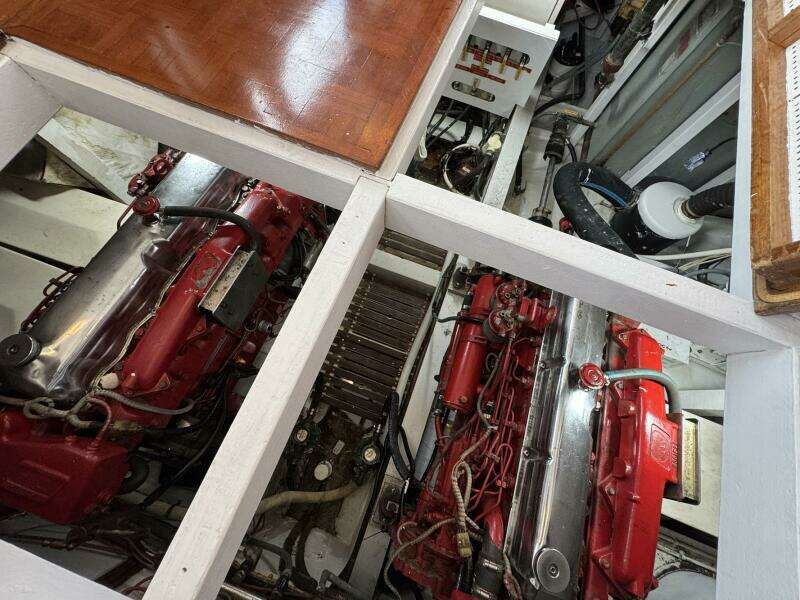 1989 Grand Banks 42 Motor Yacht