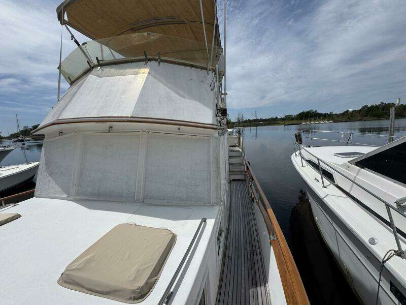 1989 Grand Banks 42 Motor Yacht