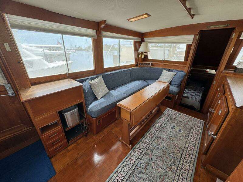 1989 Grand Banks 42 Motor Yacht
