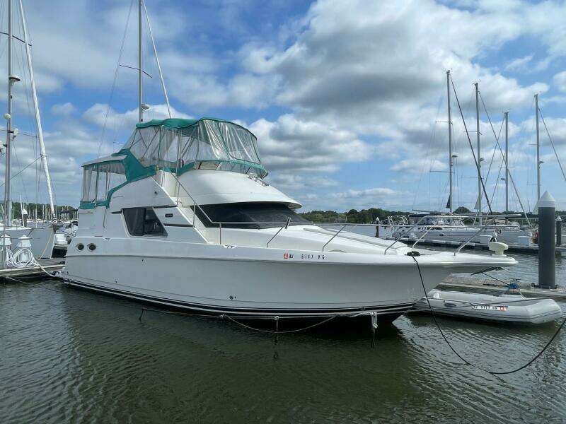 2002 Silverton 392MY