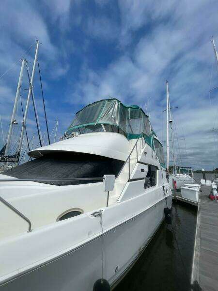 2002 Silverton 392MY