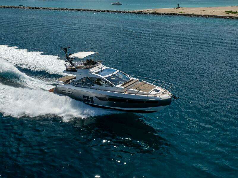 2021 Azimut S6 Sport Fly