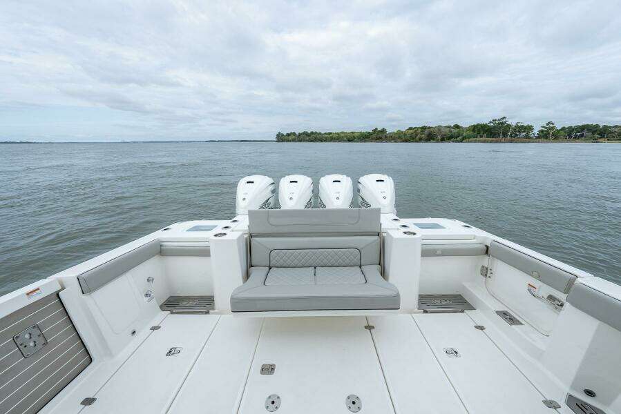 2023 Pursuit S 428 Sport