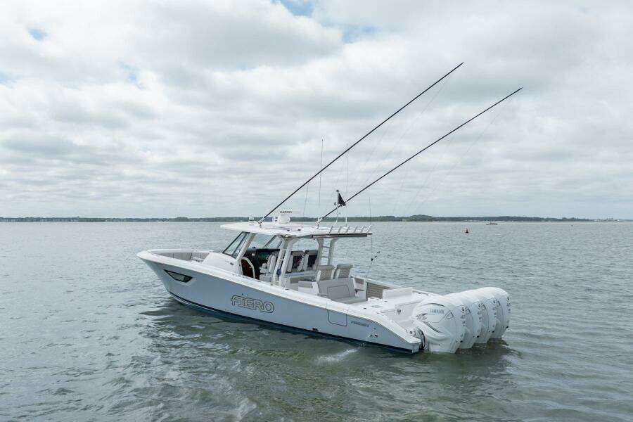 2023 Pursuit S 428 Sport