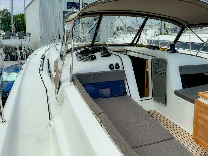 2023 Jeanneau Sun Odyssey 440 #442