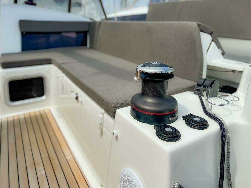 2023 Jeanneau Sun Odyssey 440 #442